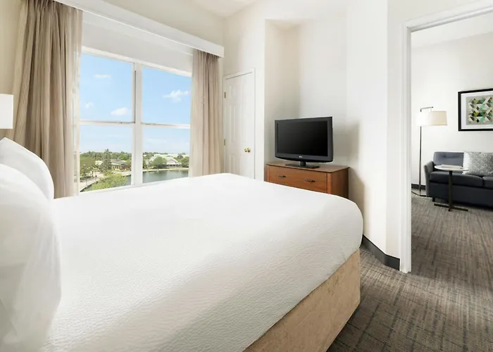 Residence Inn Des Moines West At Jordan Creek Town Center